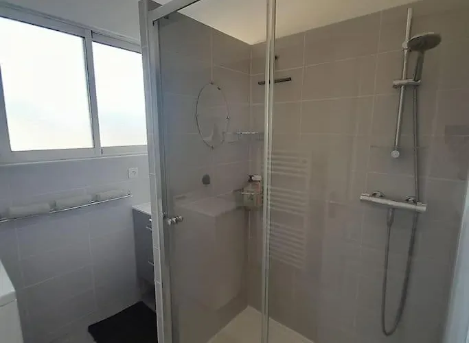 Petit Paradis Hyper Centre 3 Parking Clims Wifi Terrasse Apartment Sanary-sur-Mer