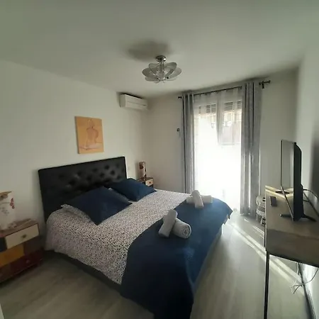 Petit Paradis Centre 3 Parking Clims Wifi Terrasse Apartamento